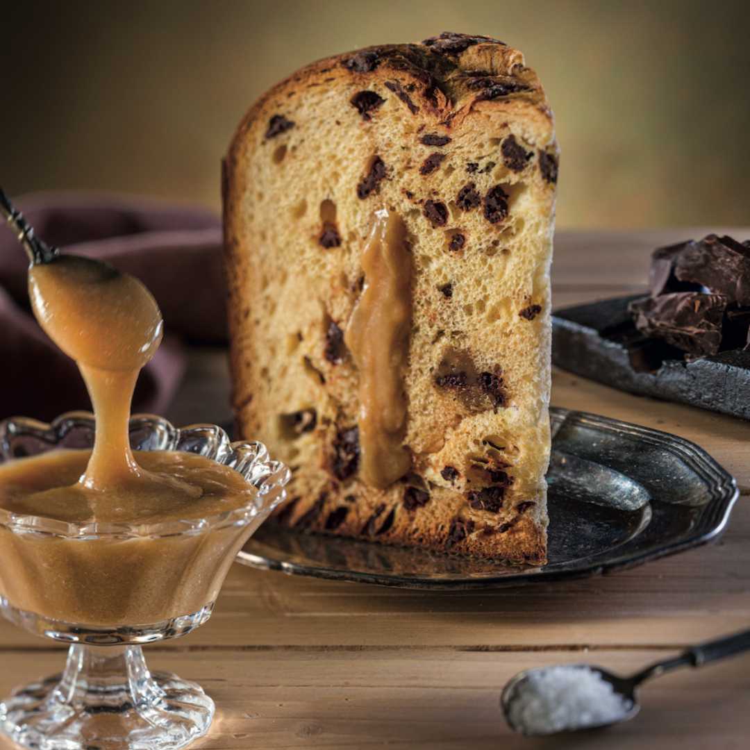 Chocolate Chip Panettone with Salted Caramel Venezia Ore Liete