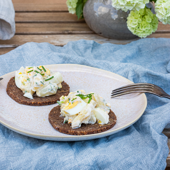 Pumpernickel Rounds for Cocktails Wepu Germany 250g