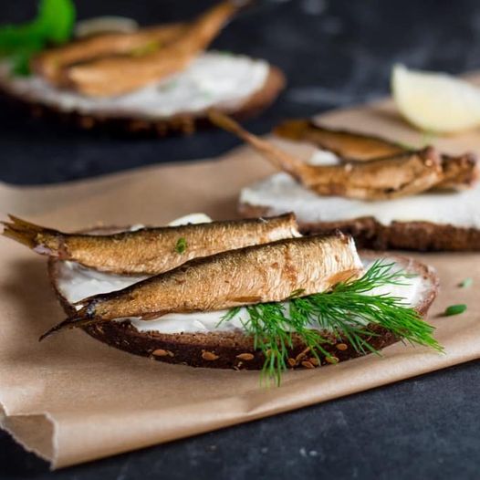 Smoked Sprats in Oil Diplomats jar 250g
