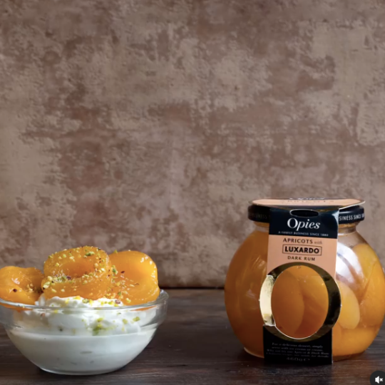 Preserved Apricots in syrup Opies with Luxardo Dark Rum 460g
